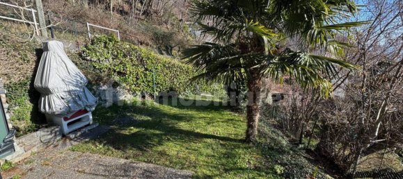 3 chambres Villa à Maccagno con Pino e Veddasca, Italy No. 11722 17