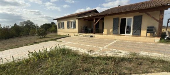 3 bedrooms House in Gimont, France No. 363715 7