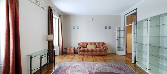 4 bedrooms Apartment in Milan, Italy No. 364242 2