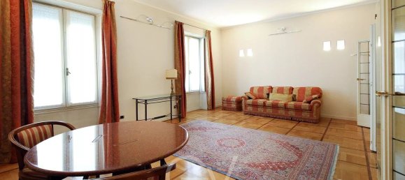 4 bedrooms Apartment in Milan, Italy No. 364242 4