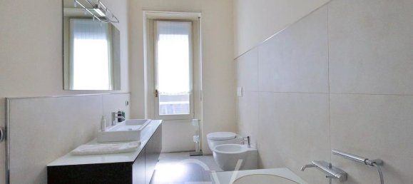 4 bedrooms Apartment in Milan, Italy No. 364242 29