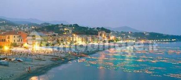 Apartamento de 3 dormitorios en Celle Ligure, Italy No. 220934 26