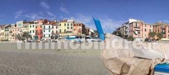 Apartamento de 3 dormitorios en Celle Ligure, Italy No. 220934 29