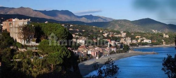 Apartamento de 3 dormitorios en Celle Ligure, Italy No. 220934 27