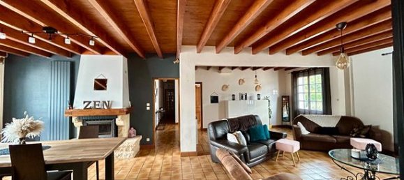 6 bedrooms House in Deux-Sevres, France No. 300727 2