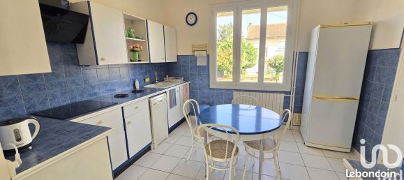 Casa de 4 dormitorios en Saint-Jean-de-la-Ruelle, France No. 255369 6