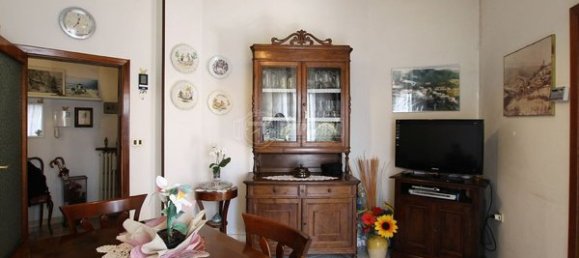 4 rooms Apartment in Fermo, Italy No. 9737 5