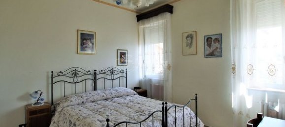 4 rooms Apartment in Fermo, Italy No. 9737 13
