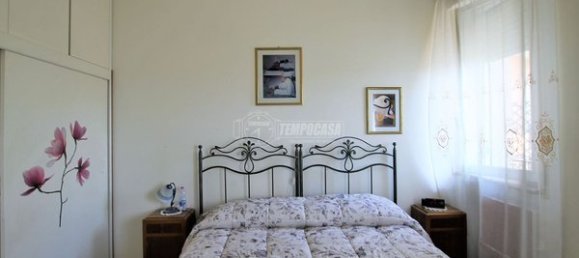 4 rooms Apartment in Fermo, Italy No. 9737 14