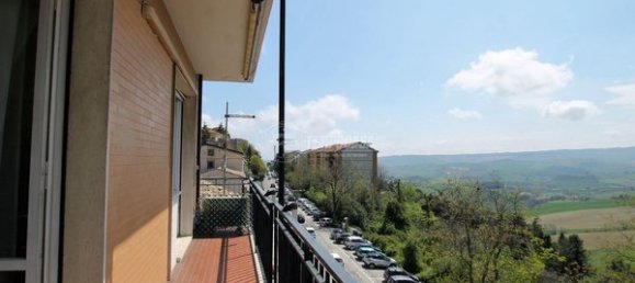 4 rooms Apartment in Fermo, Italy No. 9737 23