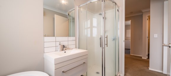 4 Schlafzimmer Haus in Upper Hutt, New Zealand, Nr. 99 17