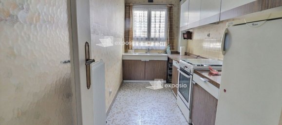 2 bedrooms Apartment in Paris, France No. 189661 4