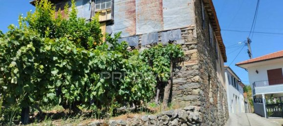 2 bedrooms Castles in Santa Marta de Penaguiao, Portugal No. 131201 7