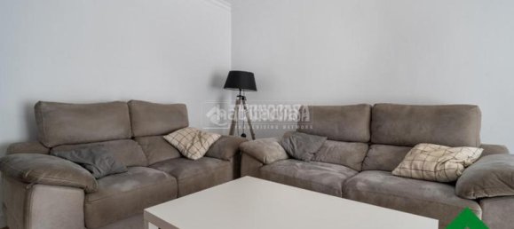 3 bedrooms House in Santa Fe, Spain No. 159327 5