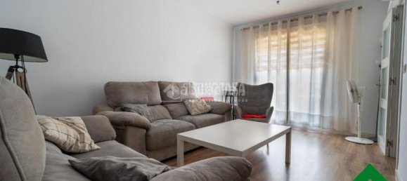 3 bedrooms House in Santa Fe, Spain No. 159327 2