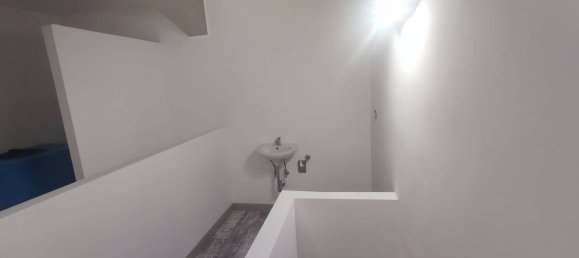 عقار تجاري في Messina, Italy 40متر مربع رقم 163801 7