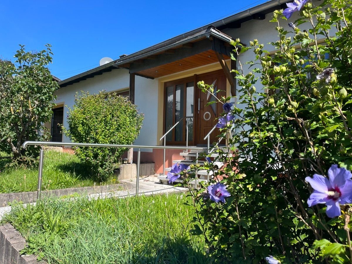 9-Zimmer Haus in Saarland, Germany, Nr. 19208