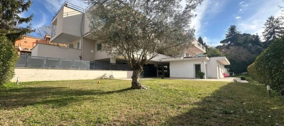 Villa de 4 divisões em Albano Laziale, Italy N.º 147813 4