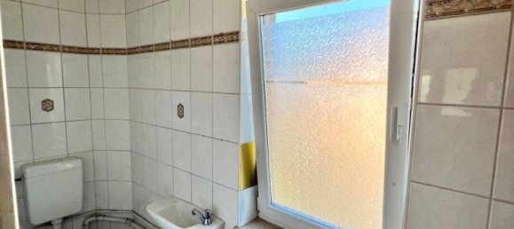 4-salle Bâtiment à Vogtlandkreis, Germany No. 348751 11