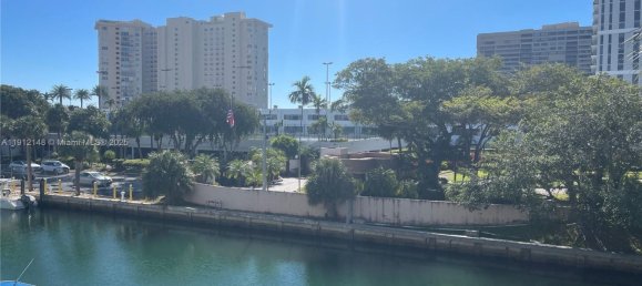2 dormitorios propiedad comercial en venta en Miami, Miami-Dade, Florida, USA № 614190 3