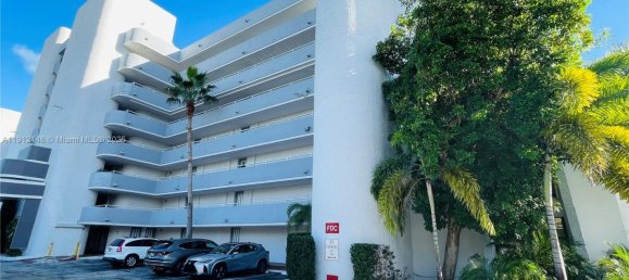 2 dormitorios propiedad comercial en venta en Miami, Miami-Dade, Florida, USA № 614190 19