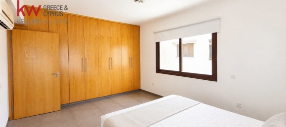 4 dormitorios adosado en venta en Larnaca, Larnaka, Cyprus № 176138 2