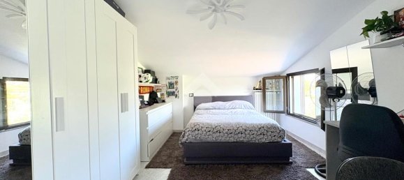 4 bedrooms Villa in Rimini, Italy No. 359907 15