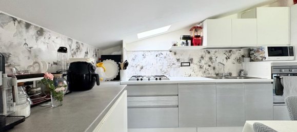 4 bedrooms Villa in Rimini, Italy No. 359907 11