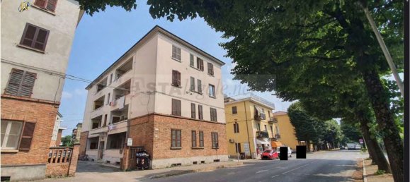 3-salle Appartement à Fiorenzuola d'Arda, Italy No. 95635 3