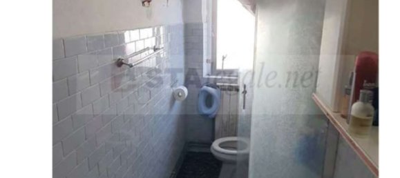 3-salle Appartement à Fiorenzuola d'Arda, Italy No. 95635 7