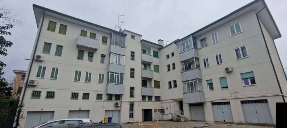 1 bedroom Apartment in Treviso, Italy No. 270633 3