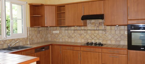 Casa de 3 dormitorios en Meschers-sur-Gironde, France No. 292601 3