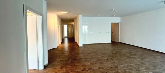 Здание с 10 комнатами в Ротталь-Инн, Германия № 137939 7