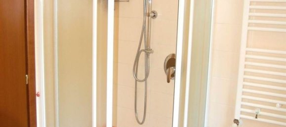 2 Schlafzimmer Wohnung in Vimodrone, Italy, Nr. 357896 7