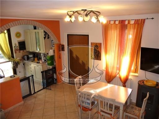 5 rooms House in Murlo, Italy No. 19793