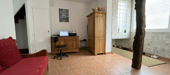 3 bedrooms House in Meru, France No. 58460 2