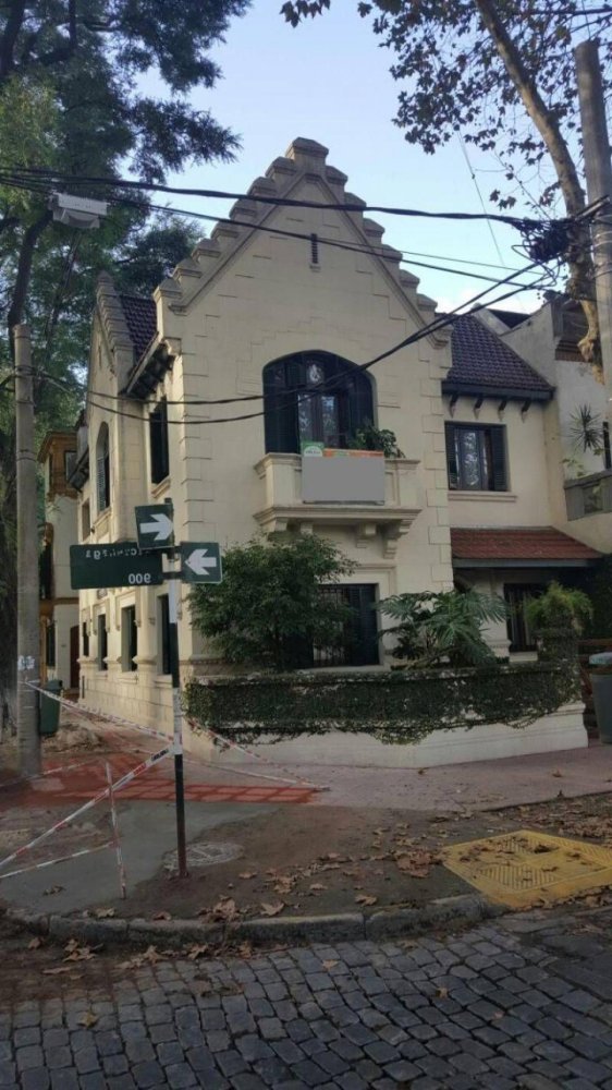 4 bedrooms House in Vicente Lopez, Argentina No. 12645