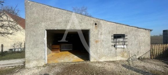 4 Schlafzimmer Haus in Vineuil, France, Nr. 77665 11