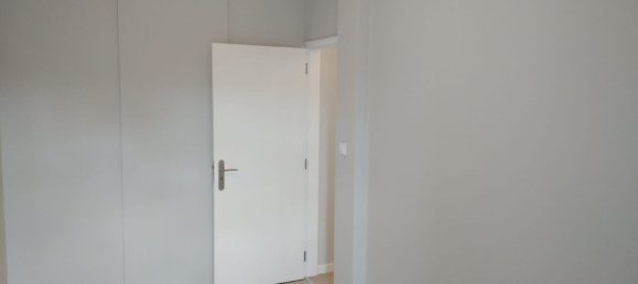 3 Schlafzimmer Wohnung in Loures, Portugal, Nr. 95067 7