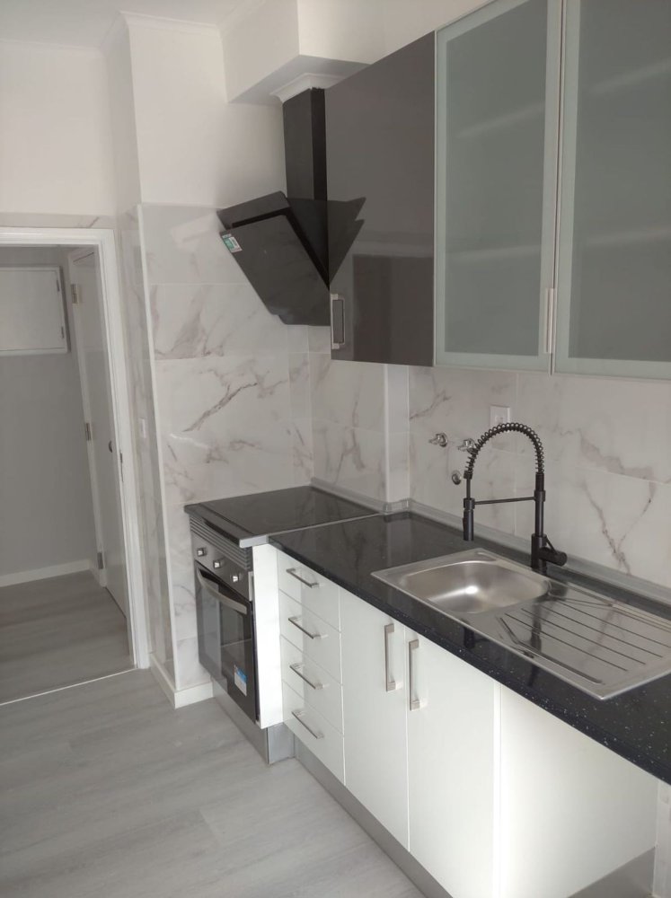 3 Schlafzimmer Wohnung in Loures, Portugal, Nr. 95067