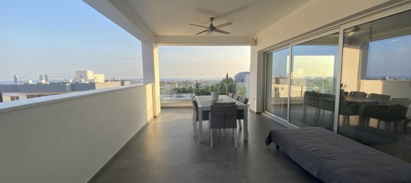 4 bedrooms Apartment in Mesa Geitonia, Cyprus No. 2702 10