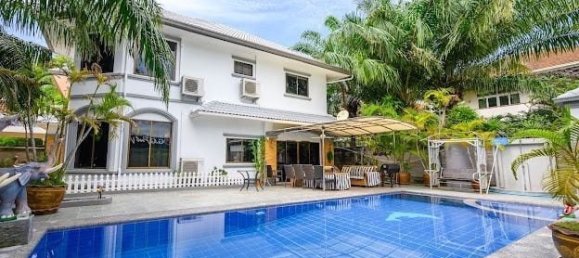 6 chambres house à louer à Pattaya, Chonburi, Eastern Thailand, Thailand № 12694 3
