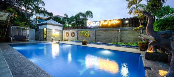 6 chambres house à louer à Pattaya, Chonburi, Eastern Thailand, Thailand № 12694 4