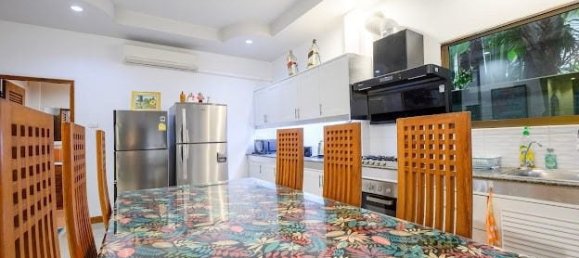 6 chambres house à louer à Pattaya, Chonburi, Eastern Thailand, Thailand № 12694 14