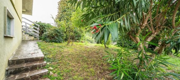 4 bedrooms Villa in Curtatone, Italy No. 363384 27