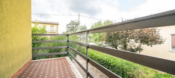 4 bedrooms Villa in Curtatone, Italy No. 363384 20