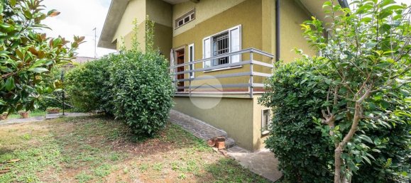 4 bedrooms Villa in Curtatone, Italy No. 363384 28