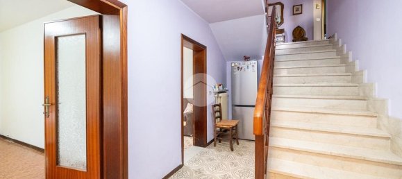 4 bedrooms Villa in Curtatone, Italy No. 363384 21
