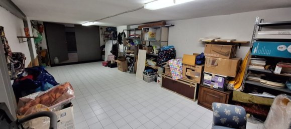 100m² Garage in San Sebastiano al Vesuvio, Italy No. 326189 9