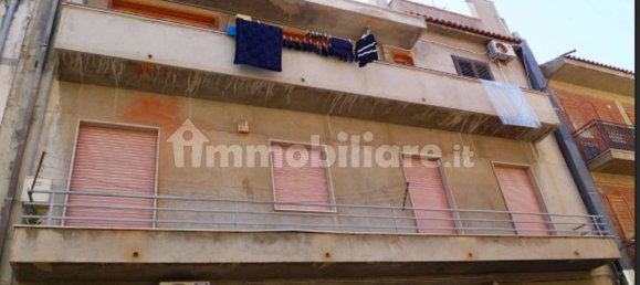 3 Schlafzimmer Wohnung in Comiso, Italy, Nr. 273000 4